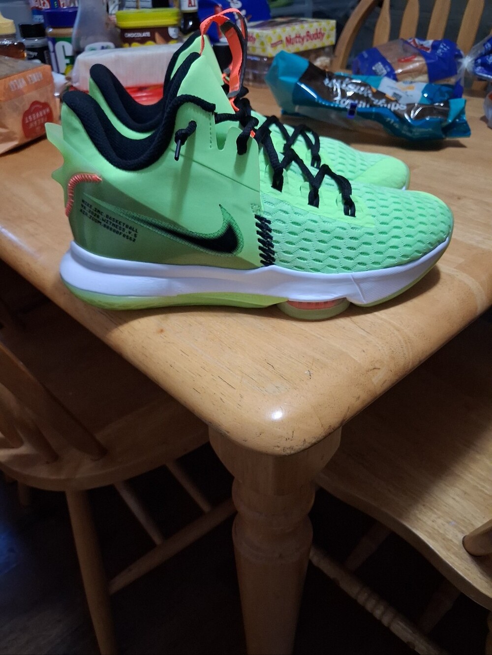 Brand New (No Box) Never Worn Nike Lebron Witness 5 Grinch